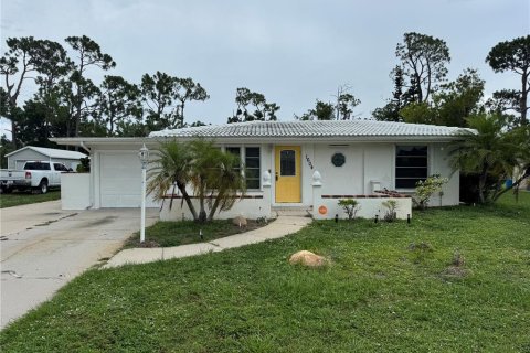 Casa en alquiler en Port Charlotte, Florida, 2 dormitorios, 108.97 m2 № 1849540 - foto 1