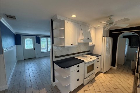 Casa en alquiler en Port Charlotte, Florida, 2 dormitorios, 108.97 m2 № 1849540 - foto 5