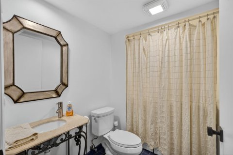 Condo in West Palm Beach, Florida, 3 bedrooms № 2190636 - photo 30