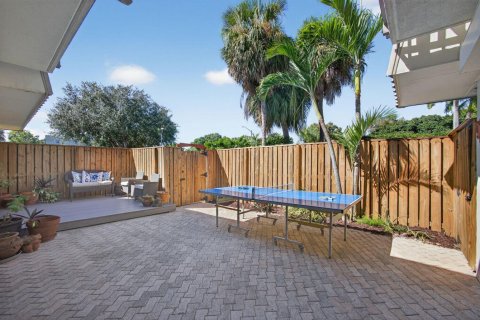 Condo in West Palm Beach, Florida, 3 bedrooms № 2190636