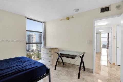 Condo in Aventura, Florida, 2 bedrooms № 2073590 - photo 29
