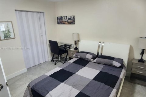Villa ou maison à louer à Dania Beach, Floride: 1 chambre, 244.98 m2 № 1820123 - photo 7