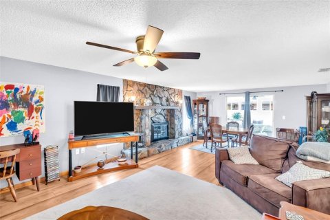 Casa en venta en Port Richey, Florida, 3 dormitorios, 138.98 m2 № 1839064 - foto 8