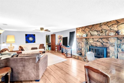 Casa en venta en Port Richey, Florida, 3 dormitorios, 138.98 m2 № 1839064 - foto 18