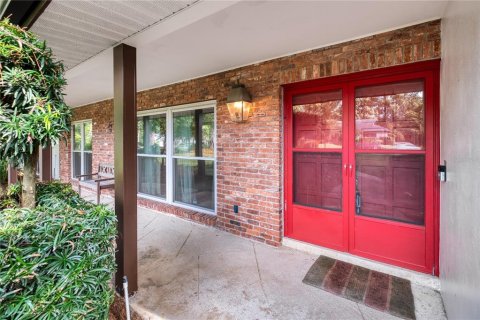 House in Longwood, Florida 4 bedrooms, 214.33 sq.m. № 1904784 - photo 3