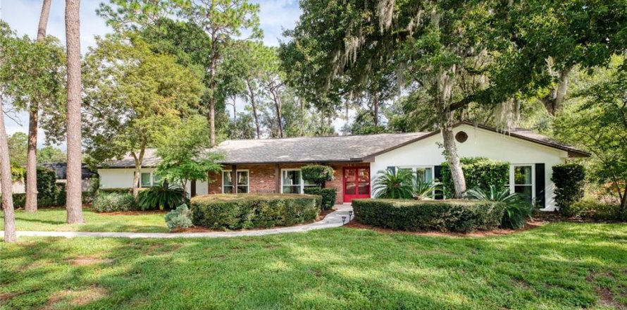 House in Longwood, Florida 4 bedrooms, 214.33 sq.m. № 1904784