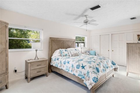 House in Longwood, Florida 4 bedrooms, 214.33 sq.m. № 1904784 - photo 18