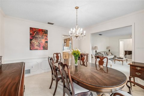 House in Longwood, Florida 4 bedrooms, 214.33 sq.m. № 1904784 - photo 10