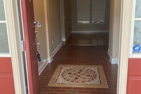 House in Gainesville, Florida 4 bedrooms, 244.98 sq.m. № 2339150 - photo 5