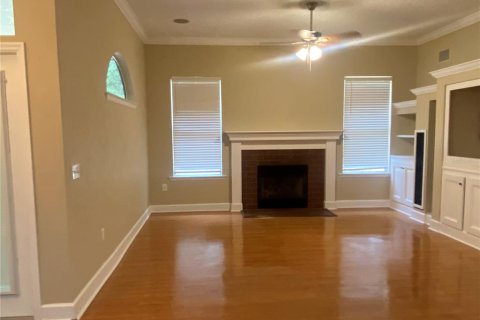House in Gainesville, Florida 4 bedrooms, 244.98 sq.m. № 2339150 - photo 23