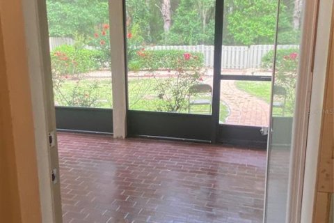 House in Gainesville, Florida 4 bedrooms, 244.98 sq.m. № 2339150 - photo 28