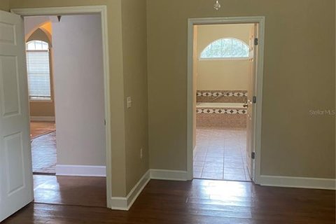 House in Gainesville, Florida 4 bedrooms, 244.98 sq.m. № 2339150 - photo 8