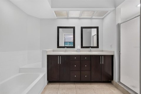 Condominio en venta en Seminole, Florida, 2 dormitorios, 103.12 m2 № 2339786 - foto 25