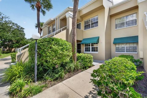 Condominio en venta en Seminole, Florida, 2 dormitorios, 103.12 m2 № 2339786 - foto 3