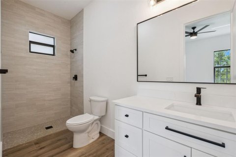 Casa en venta en Orlando, Florida, 4 dormitorios, 231.51 m2 № 1900333 - foto 20