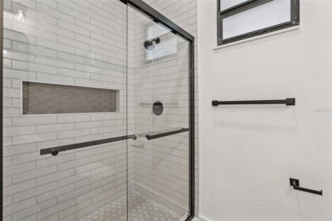 Casa en venta en Orlando, Florida, 4 dormitorios, 231.51 m2 № 1900333 - foto 26