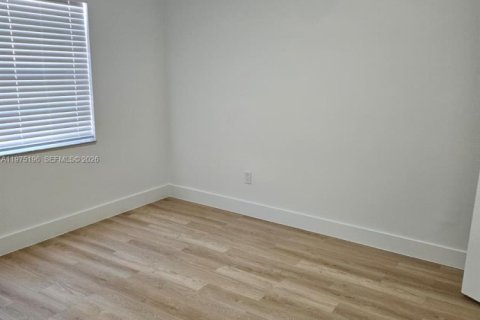 Снять в аренду кондоминиум в Хайалиа, Флорида 1 спальня, 70.88м2, № 2036312 - фото 9