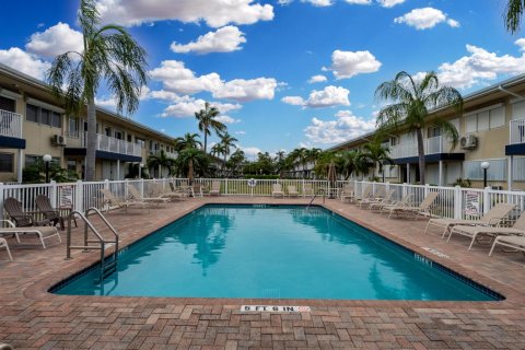 Apartment in Dania Beach, Florida 1 bedroom, 57.6 sq.m. № 2268178 - photo 21