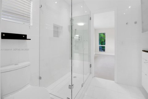 Villa ou maison à vendre à Miami, Floride: 4 chambres, 160.54 m2 № 2029886 - photo 20