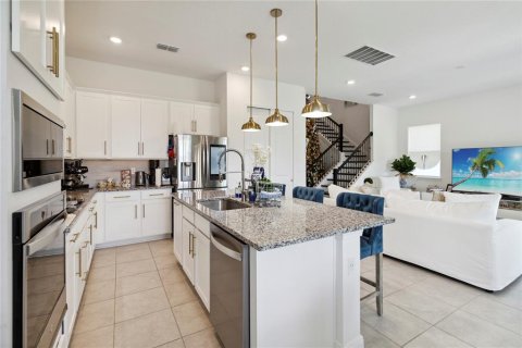 House in Montverde, Florida 4 bedrooms, 261.71 sq.m. № 1820677 - photo 13