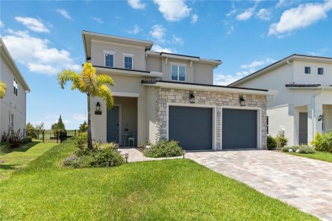 House in Montverde, Florida 4 bedrooms, 261.71 sq.m. № 1820677 - photo 3
