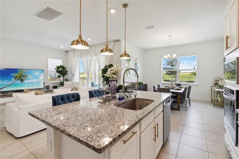 House in Montverde, Florida 4 bedrooms, 261.71 sq.m. № 1820677 - photo 15