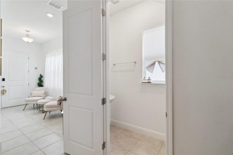 House in Montverde, Florida 4 bedrooms, 261.71 sq.m. № 1820677 - photo 5