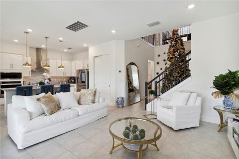 House in Montverde, Florida 4 bedrooms, 261.71 sq.m. № 1820677 - photo 10
