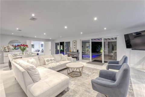 Casa en venta en Fort Lauderdale, Florida, 4 dormitorios, 261.06 m2 № 2253098 - foto 10