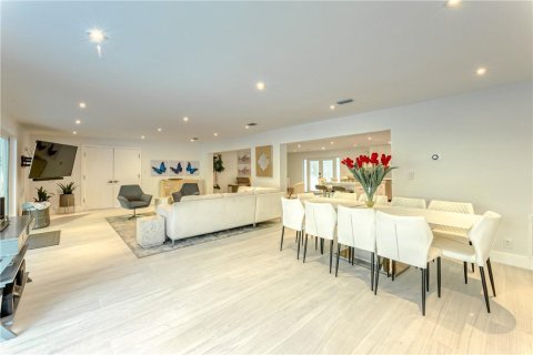Casa en venta en Fort Lauderdale, Florida, 4 dormitorios, 261.06 m2 № 2253098 - foto 23