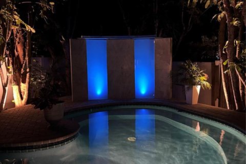 Casa en venta en Fort Lauderdale, Florida, 4 dormitorios, 261.06 m2 № 2253098 - foto 3