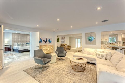 Casa en venta en Fort Lauderdale, Florida, 4 dormitorios, 261.06 m2 № 2253098 - foto 15