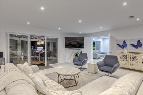 Casa en venta en Fort Lauderdale, Florida, 4 dormitorios, 261.06 m2 № 2253098 - foto 9