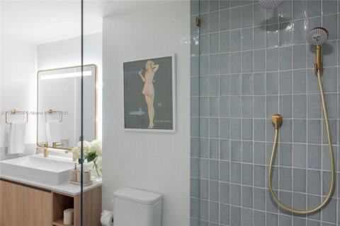 Condo in Miami, Florida, 2 bedrooms  № 2245137 - photo 19