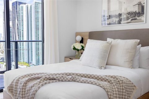 Condo in Miami, Florida, 2 bedrooms  № 2245137 - photo 24