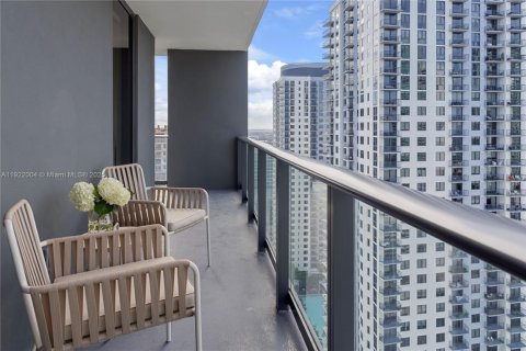 Condo in Miami, Florida, 2 bedrooms  № 2245137 - photo 30