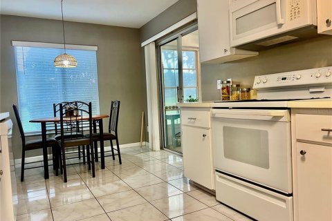 House in Ocala, Florida 2 bedrooms, 155.05 sq.m. № 1801456 - photo 21