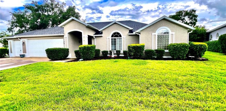 Casa en Ocala, Florida 2 dormitorios, 155.05 m2 № 1801456