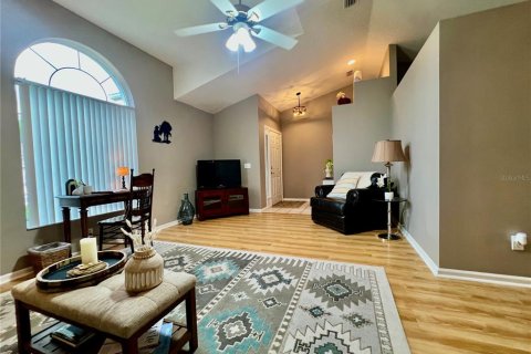 House in Ocala, Florida 2 bedrooms, 155.05 sq.m. № 1801456 - photo 6