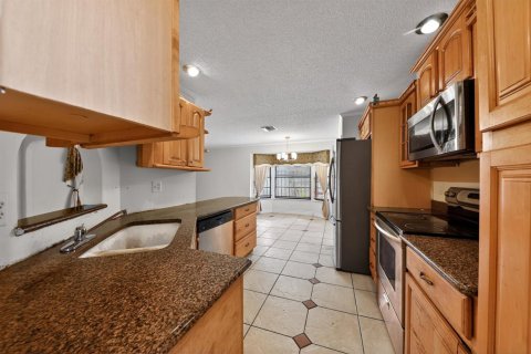 Villa ou maison à vendre à Lake Worth, Floride: 3 chambres, 166.85 m2 № 2077367 - photo 16