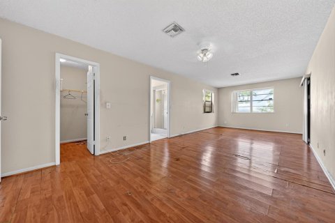 Villa ou maison à vendre à Lake Worth, Floride: 3 chambres, 166.85 m2 № 2077367 - photo 18