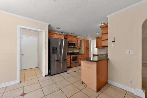 Villa ou maison à vendre à Lake Worth, Floride: 3 chambres, 166.85 m2 № 2077367 - photo 14