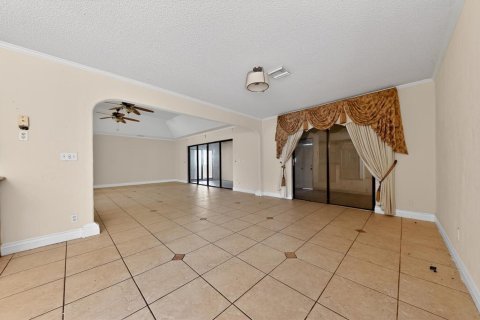 Villa ou maison à vendre à Lake Worth, Floride: 3 chambres, 166.85 m2 № 2077367 - photo 8