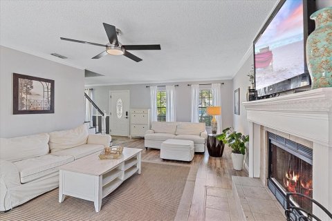 House in Sarasota, Florida 3 bedrooms, 173.36 sq.m. № 1602249 - photo 5