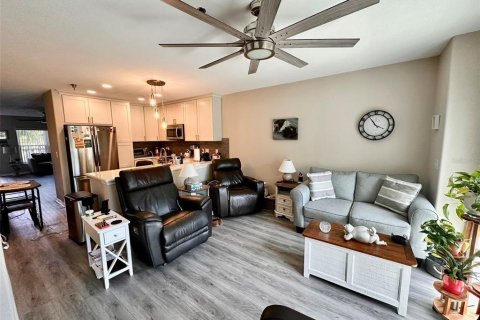 Condominio en venta en Clearwater, Florida, 2 dormitorios, 131.46 m2 № 2117577 - foto 23