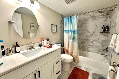 Condominio en venta en Clearwater, Florida, 2 dormitorios, 131.46 m2 № 2117577 - foto 11