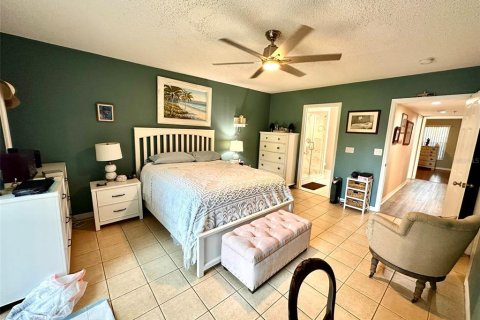 Condominio en venta en Clearwater, Florida, 2 dormitorios, 131.46 m2 № 2117577 - foto 18