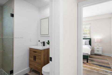 Снять в аренду квартиру в Майами-Бич, Флорида 2 спальни, 91.79м2, № 1948656 - фото 23