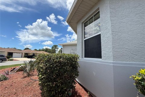 House in Ocala, Florida 2 bedrooms, 164.07 sq.m. № 1690382 - photo 20