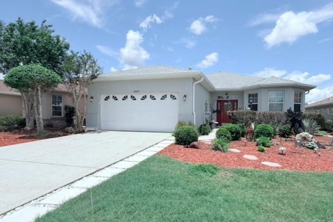 House in Ocala, Florida 2 bedrooms, 164.07 sq.m. № 1690382 - photo 1